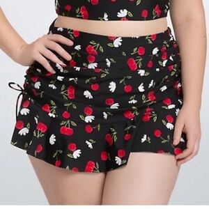 TORRID Cherry Floral Ruched Swim Skirt - Size 2 EUC